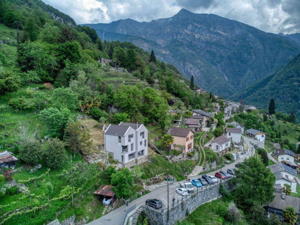 Casa di 6 locali in vendita a Mergoscia - immagine 1/10