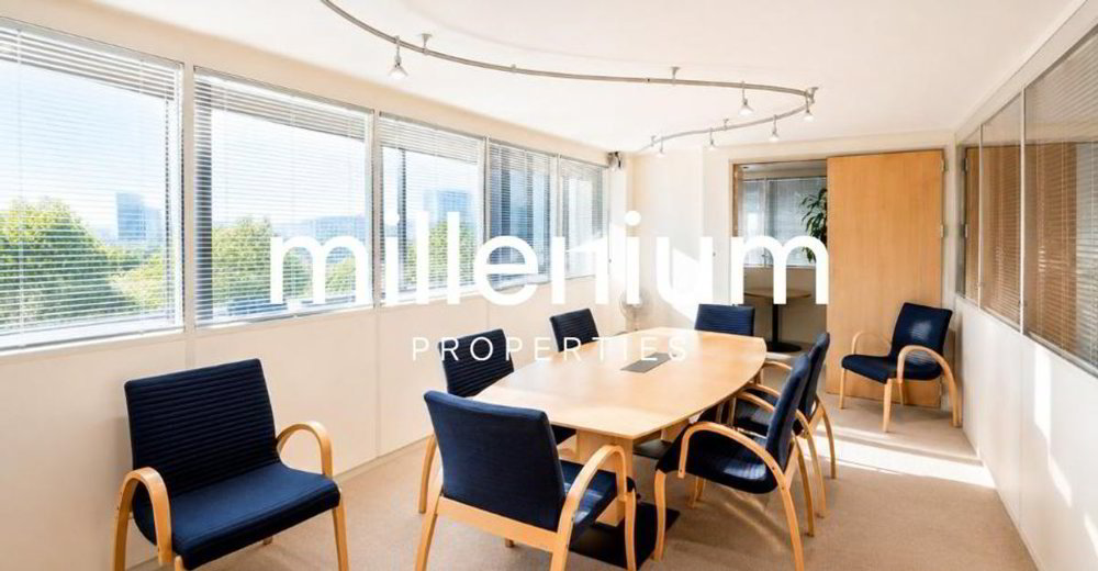 null rooms Office & Commercial for rent in Tannay - image 1/8