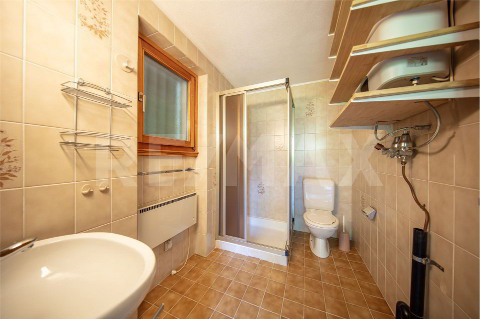 Casa di 5 locali in vendita a Odogno - immagine 1/13