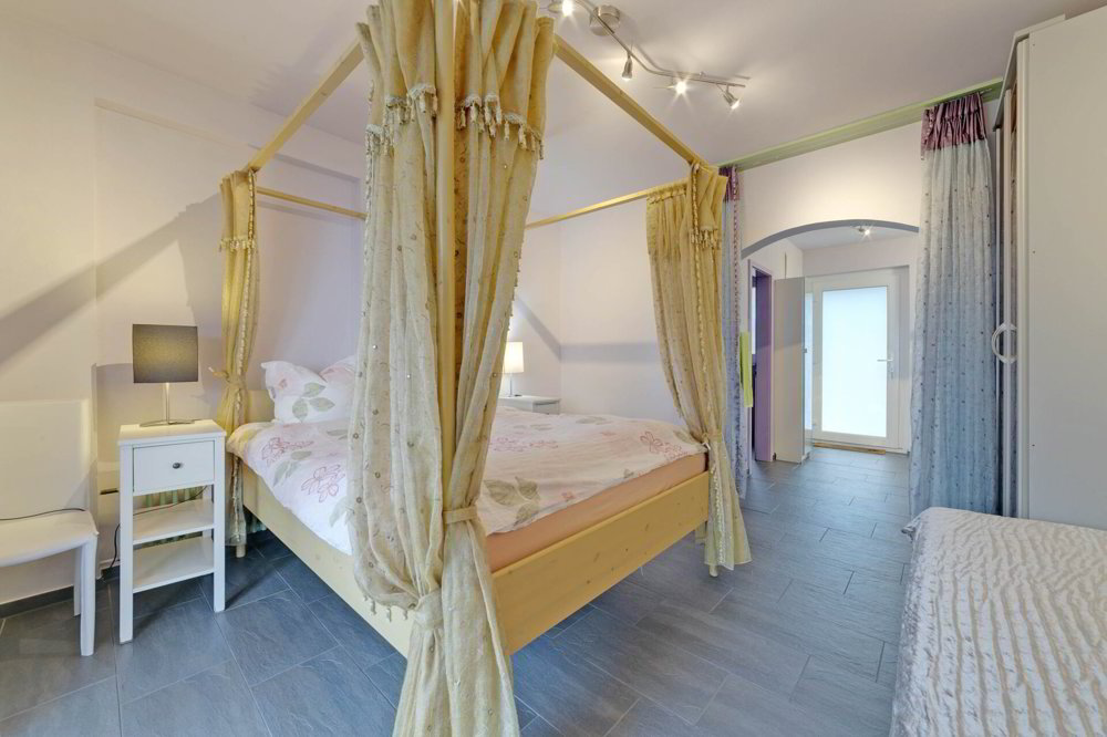 22.5 rooms House to buy in Brissago - image 1/24