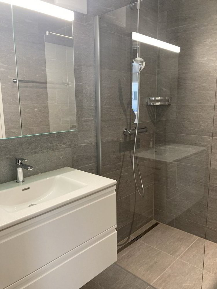 Neuwertige 2.5 Zimmer-Wohnung an guter Lage - Ansicht 5