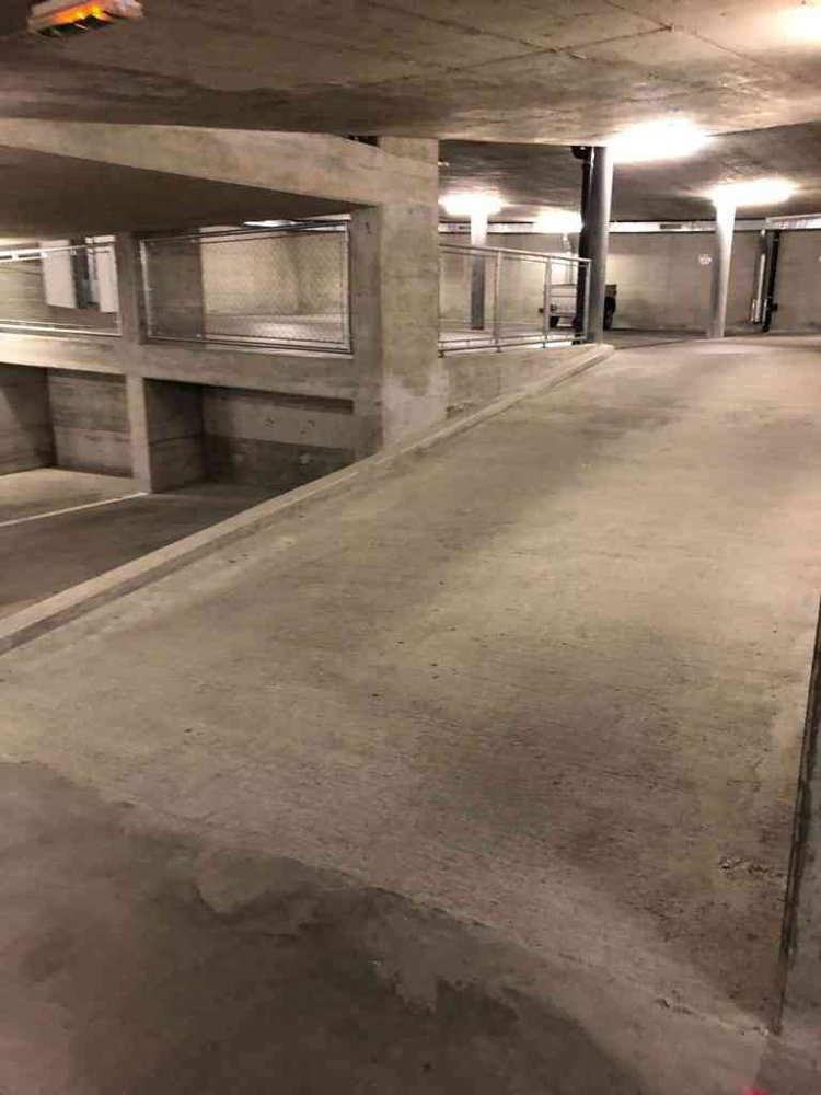 Parcheggio, garage di null locali in vendita a Savièse - immagine 1/4