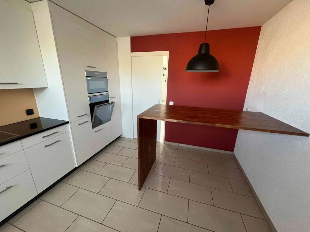 Casa di 7.5 locali in affitto a Sins - immagine 1/11