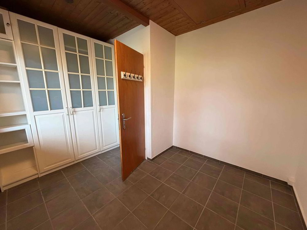 2.5 Zimmer Haus zu vermieten in Oberschan - Bild 1/10