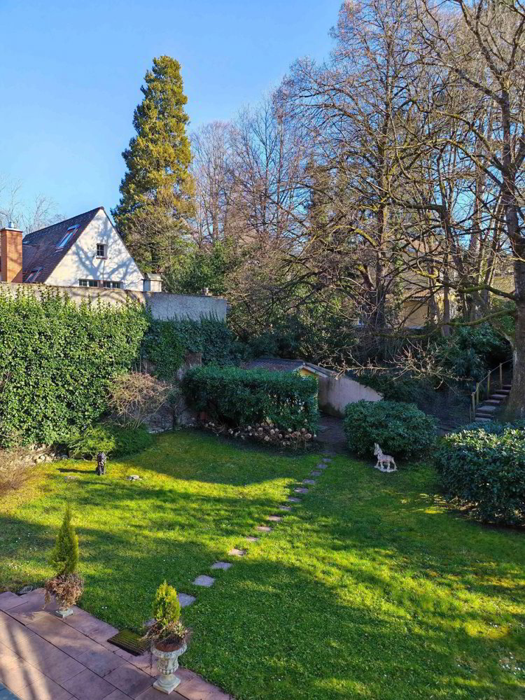 3 rooms Apartment to buy in Riehen - image 1/12