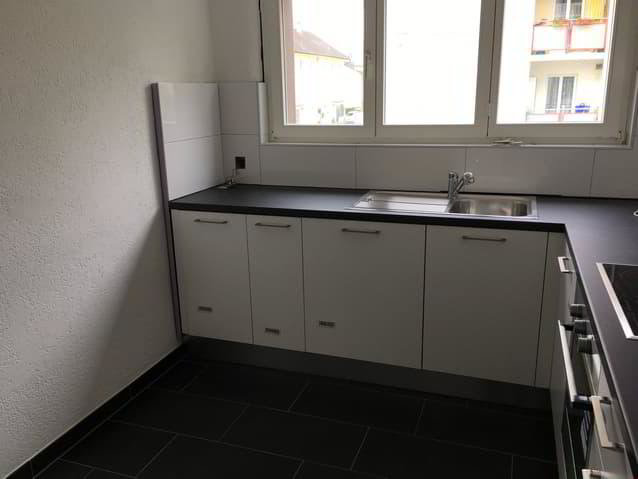 Appartamento di 3.5 locali in affitto a Brügg BE - immagine 1/9