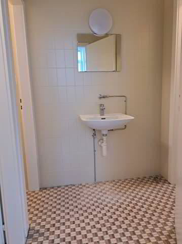 Bureau & Commerce null pièces à louer à La Chaux-de-Fonds - image 1/5