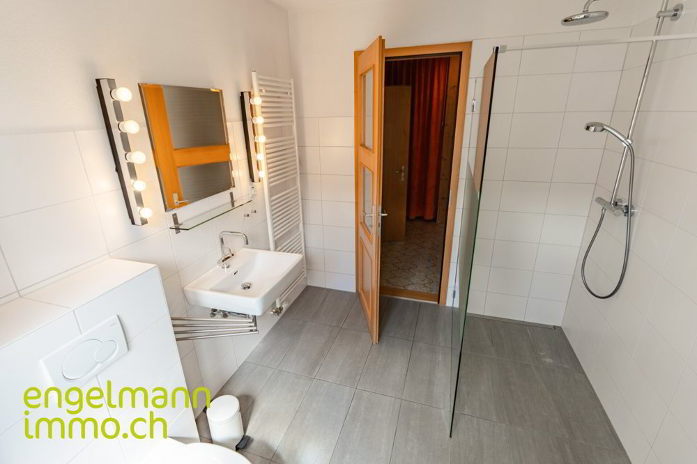 Ufficio & Commercio di null locali in vendita a Cormoret - immagine 1/13
