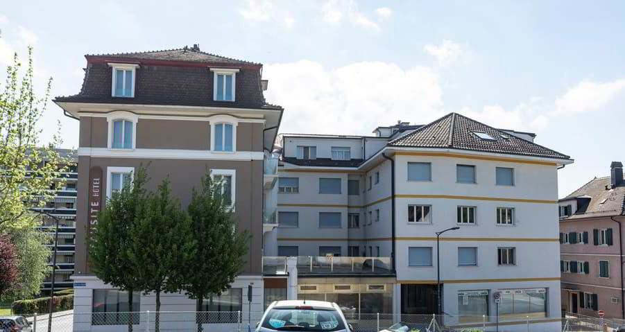Parking, garage null pièces à louer à Crissier - image 1/2