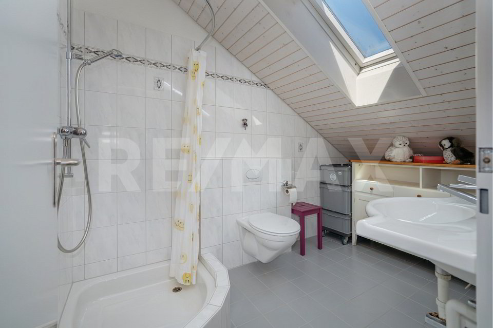 Casa di 4.5 locali in vendita a Zufikon - immagine 1/13