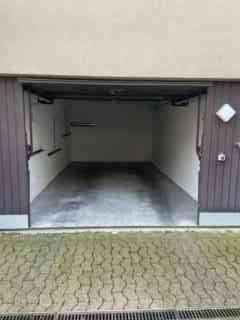 Parcheggio, garage di null locali in vendita a Wil SG - immagine 1/2