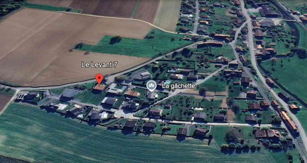 Casa di 7 locali in vendita a Buix - immagine 1/13