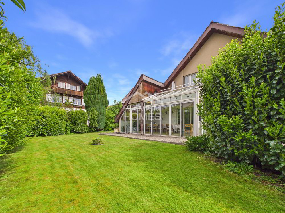 Casa di 5 locali in vendita a Jegenstorf - immagine 1/9