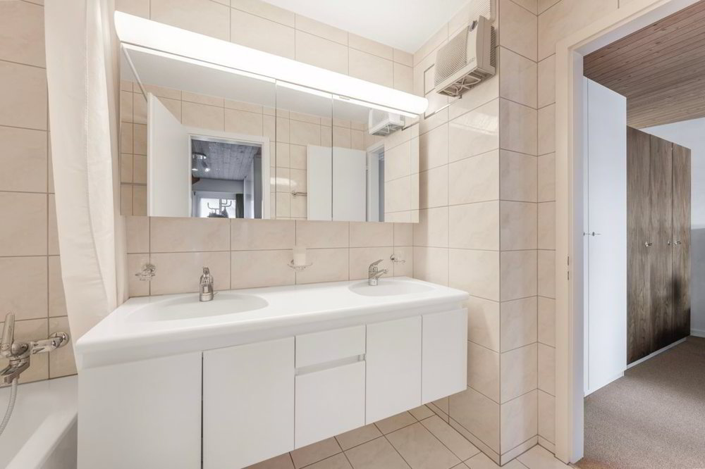 Casa di 7 locali in vendita a Esslingen - immagine 1/13