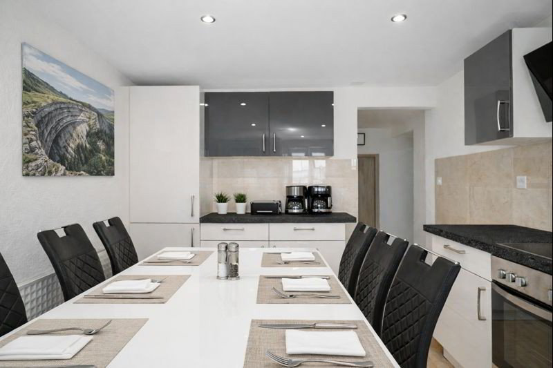 7 Zimmer Haus zum verkaufen in Môtiers NE - Bild 1/11