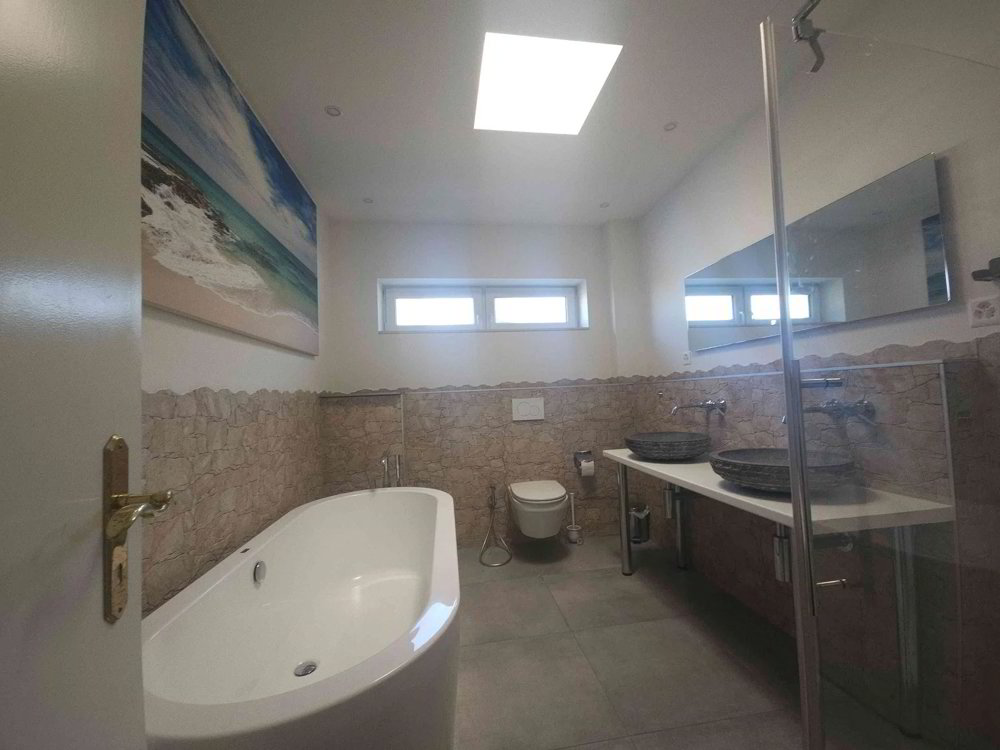 Maison 7.5 pièces à acheter à Giebenach - image 1/5