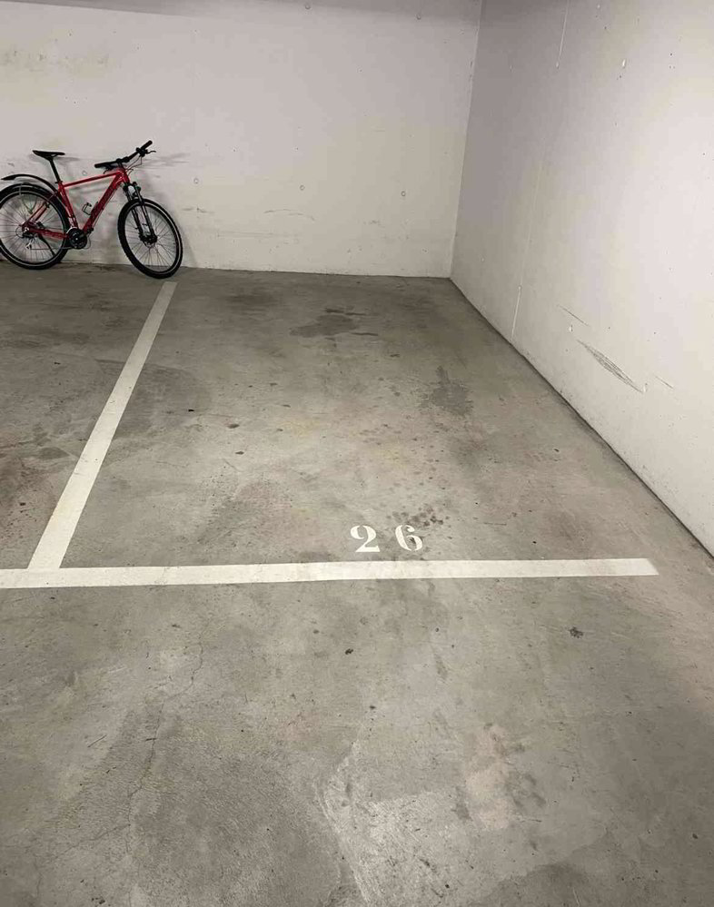 Parcheggio, garage di null locali in vendita a Reinach BL - immagine 1/2