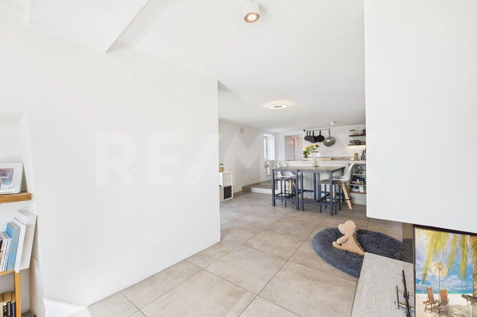 Casa di 7 locali in vendita a Tesserete - immagine 1/13