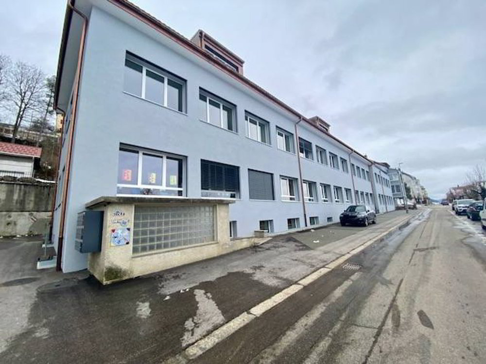3 Zimmer Wohnung zum verkaufen in Les Ponts-de-Martel - Bild 1/4