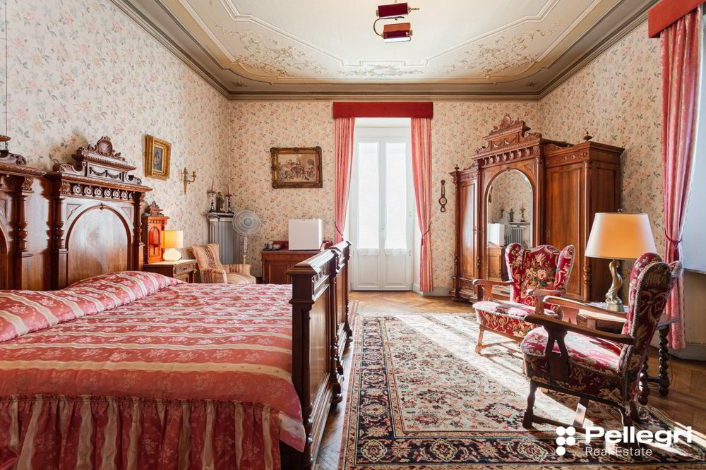Casa di 11 locali in vendita a Aurigeno - immagine 1/9