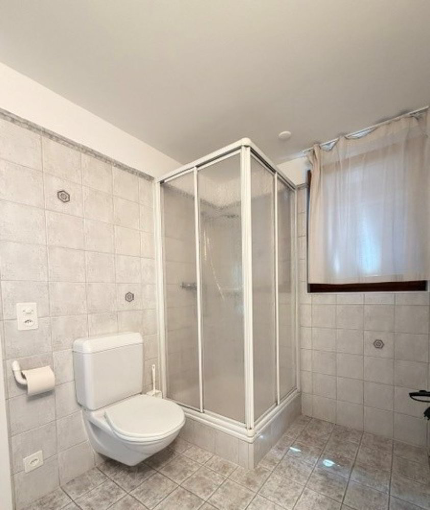 Casa di null locali in vendita a Contra - immagine 1/12