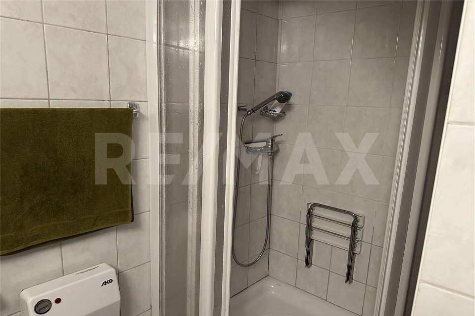 Casa di 5.5 locali in vendita a Certara - immagine 1/13