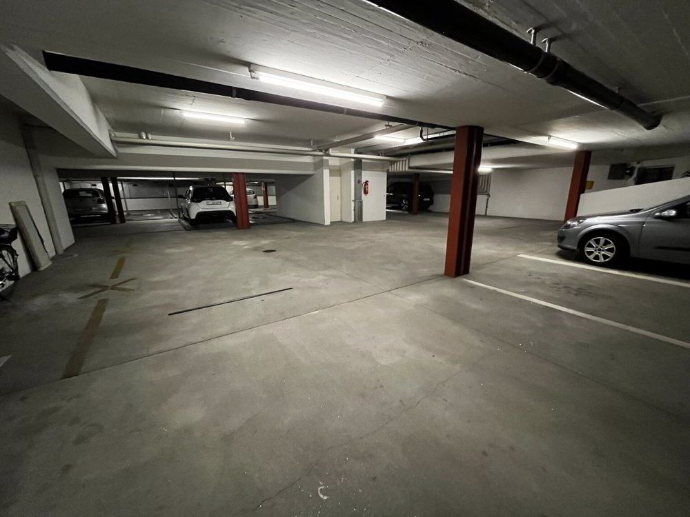 null Zimmer Parkplatz, Garage zu vermieten in Ascona - Bild 1/1