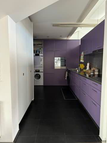 Exklusive 2.5-Zimmerwohnung im Zentrum von Biel - Ansicht 6
