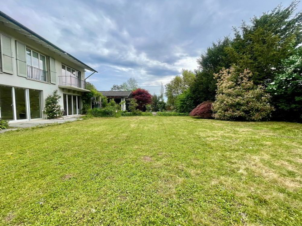 Maison 8 pièces à acheter à Liestal - image 1/19