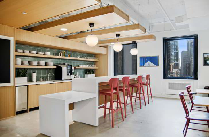 Bureau & Commerce null pièces à louer à Vernier - image 1/9
