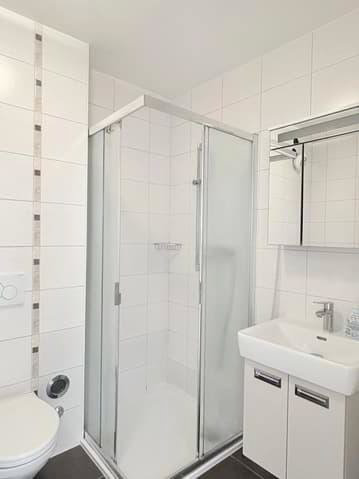 Appartement 4.5 pièces à louer à Clarens - image 1/9