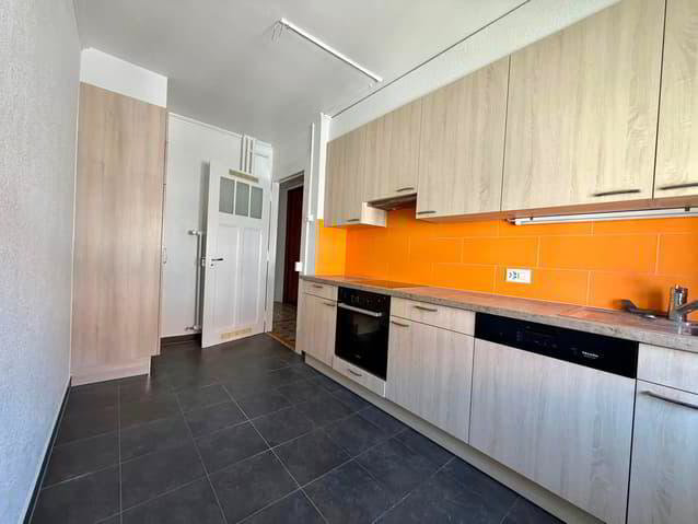 3 Zimmer Wohnung zu vermieten in La Chaux-de-Fonds - Bild 1/9