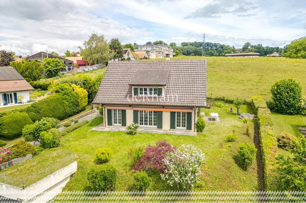Casa di 5 locali in vendita a Cheseaux-sur-Lausanne - immagine 1/11