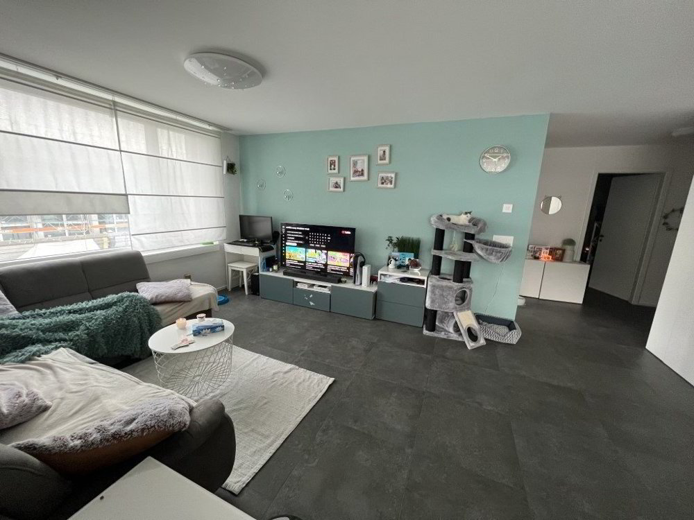 3 rooms Apartment for rent in Bussigny - image 1/1