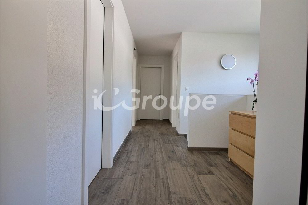Casa di 5 locali in affitto a Granges VS - immagine 1/13