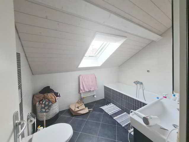 Appartamento di 3.5 locali in affitto a Yverdon-les-Bains - immagine 1/8
