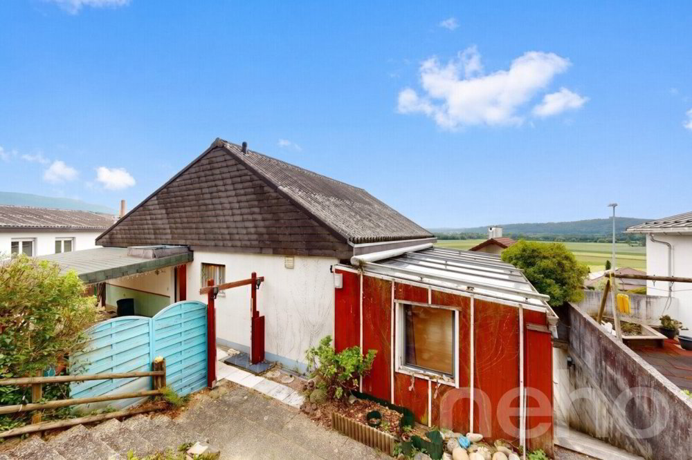Casa di 6.5 locali in vendita a Safnern - immagine 1/12