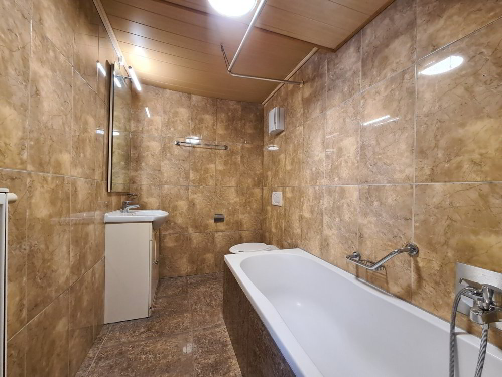 4 Zimmer Wohnung zu vermieten in La Chaux-de-Fonds - Bild 1/7