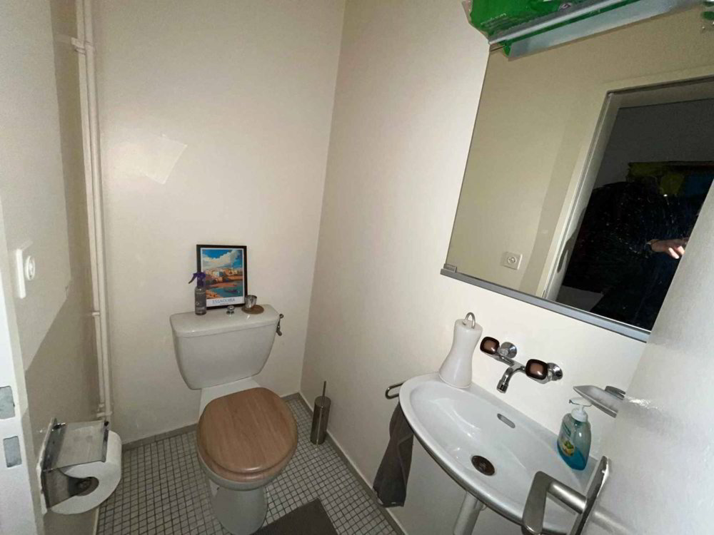Appartement 3 pièces à louer à Clarens - image 1/8