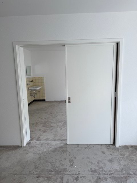 null rooms Office & Commercial for rent in Basel - image 1/13