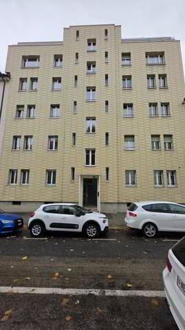 4 Zimmer Wohnung zu vermieten in La Chaux-de-Fonds - Bild 1/9