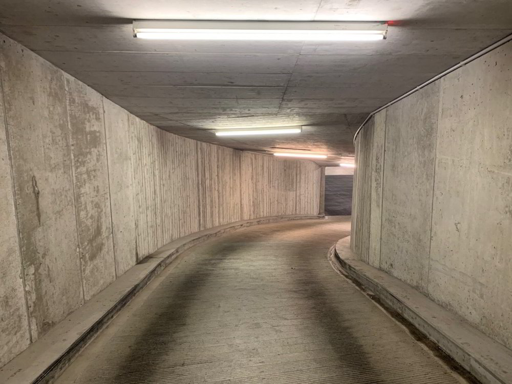 Parking souterrain en location à Zürich - Réf 5736.12.0108 - Ansicht 4