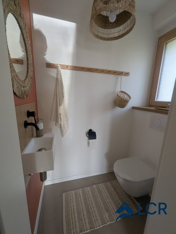 Maison 6 pièces à louer à Le Vaud - image 1/13