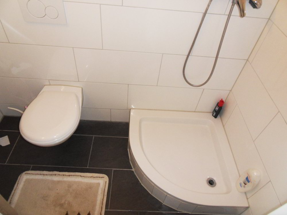 2 rooms Apartment for rent in Islikon - image 1/7