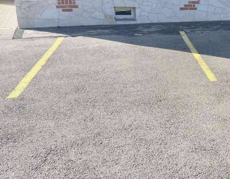 Parking, garage null pièces à louer à Derendingen - image 1/1