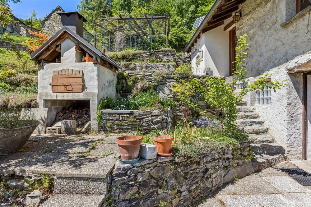 Casa di 3 locali in vendita a Mergoscia - immagine 1/13