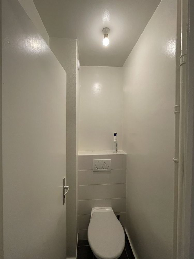 Appartement 3 pièces à louer à Chavannes-près-Renens - image 1/8