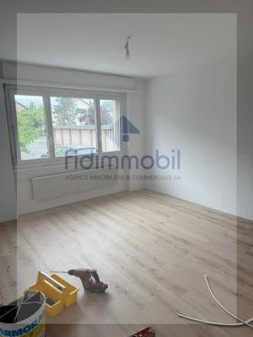 Appartement 4 pièces à louer à Delsberg - image 1/6