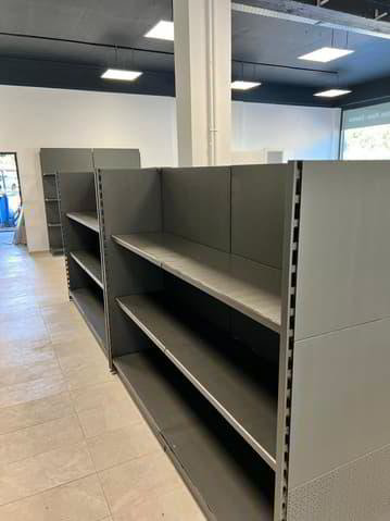 Bureau & Commerce null pièces à louer à Moutier - image 1/13