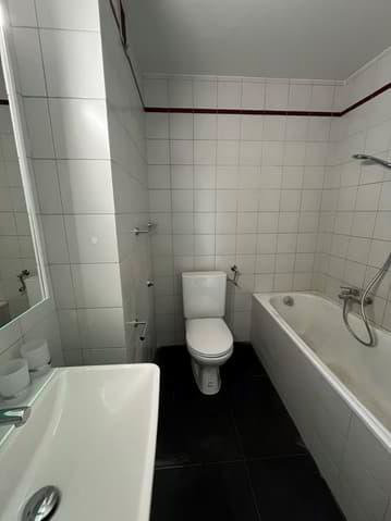 Appartement 3 pièces à louer à Boudry - image 1/5